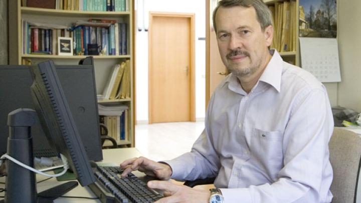 Alexei Smirnov, senior researcher at ICTP (ICTP Photo Archives/Massimo Silvano)